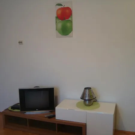Apartment Peloza