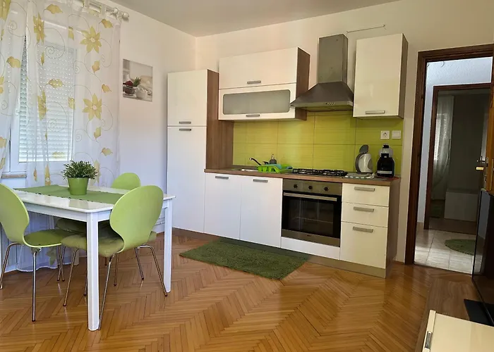 Apartman Peloza *